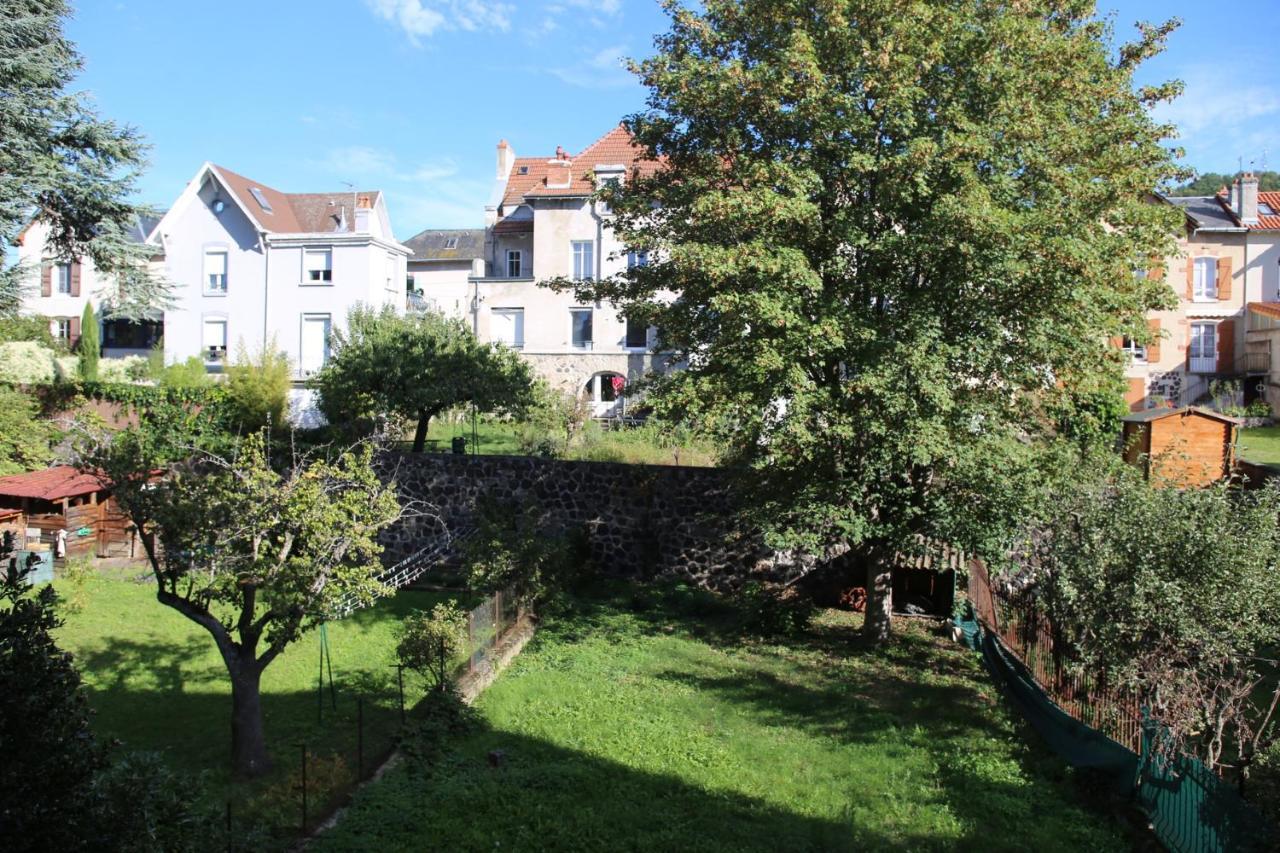 Jourde Vacances Le Puy-en-Velay Bagian luar foto